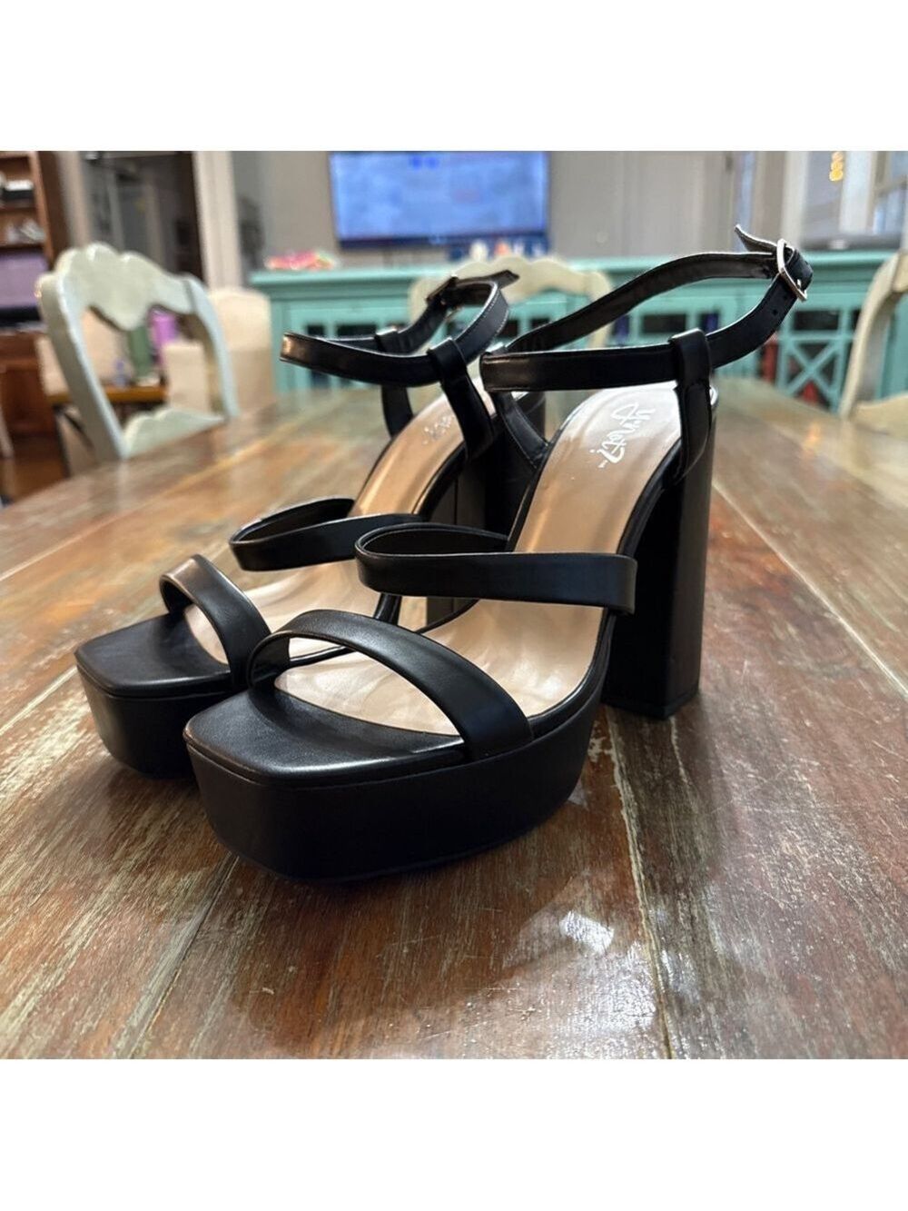 Y Not Y2K Black Platform Heels Size 9